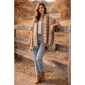 Cocogio Italy Wool Alpaca Blend Geometric Knit Fringe Poncho Wrap Tan Cream OSFA